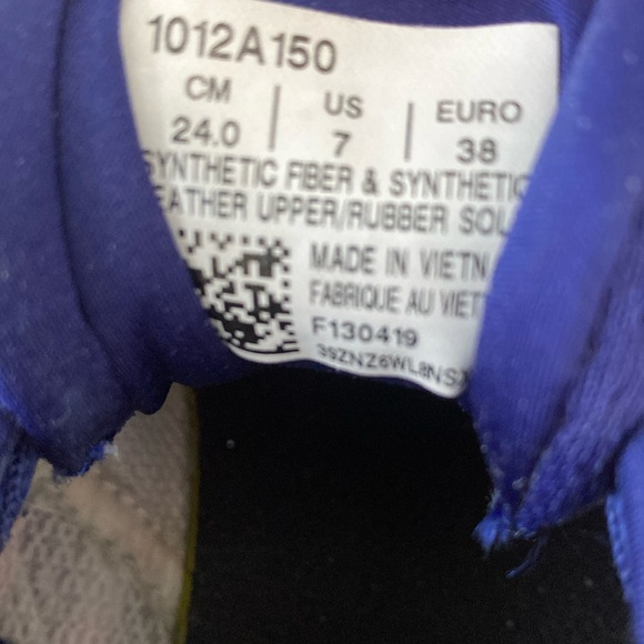 ASICS Sneakers - Picture 3 of 4